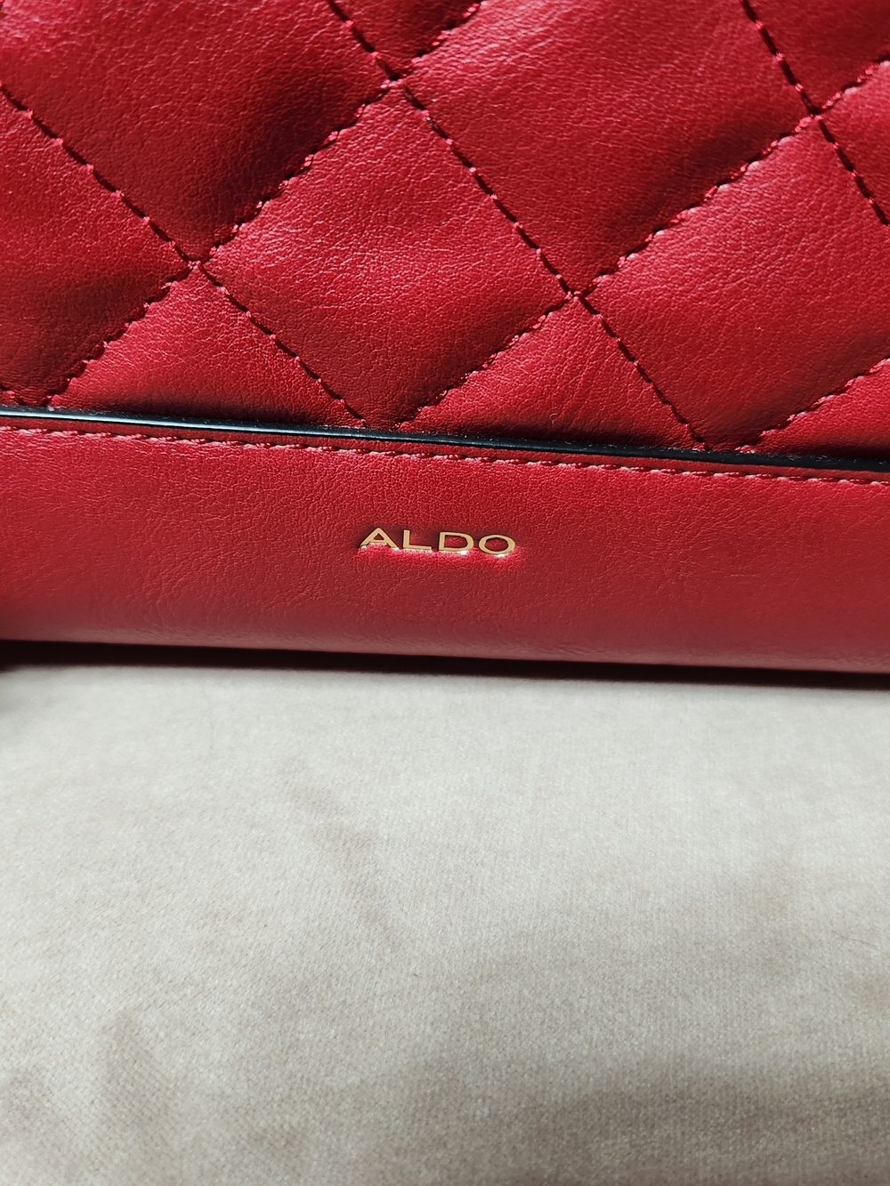 ALDO Quilted Red Chain-Handle Shoulder Bag Faux Leather - Picture 3 of 11